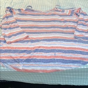 Cut out shoulder long sleeve shirt